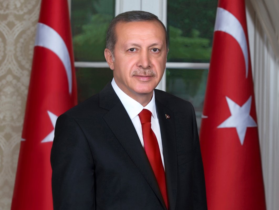 ERDOĞAN’DAN KURBAN BAYRAMI MESAJI: “TÜRKİYE EŞİNE AZ RASTLANIR BİR BAŞARI HİKÂYESİ YAZMAKTADIR”