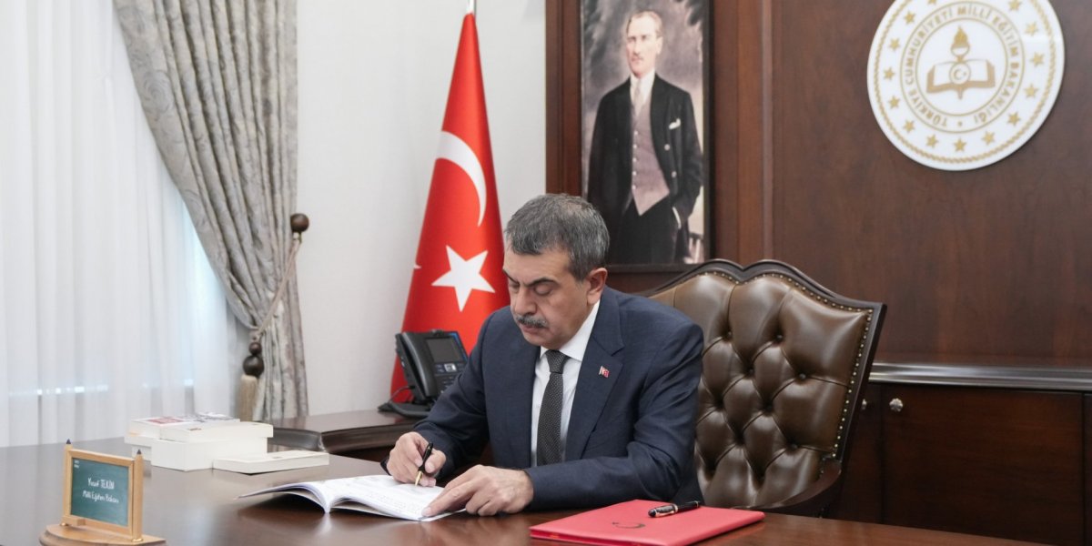 Bakan Tekin’den öğretmenlere yeni eğitim yılı mesajı: “İyi ki varsınız”